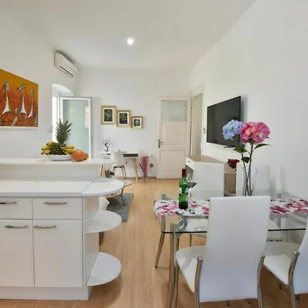 Apartamento Ariana - & Comfy